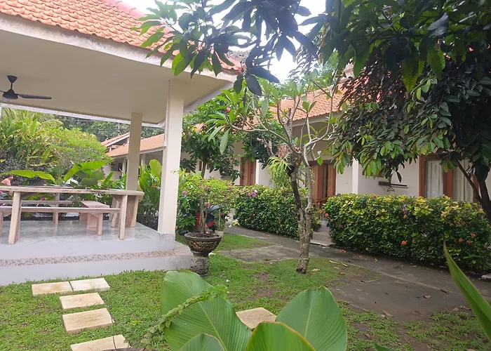 Made 02 Balangan, Homestay, Villas, & Warung Made02 ゲストハウス 4*