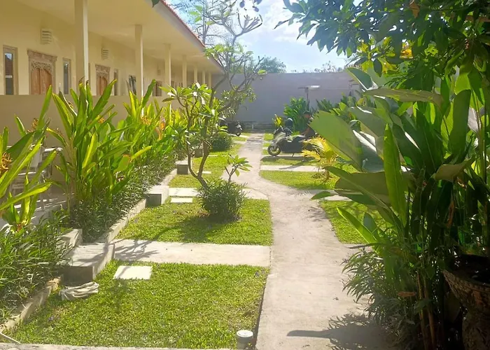Made 02 Balangan, Homestay, Villas, & Warung Made02 3*