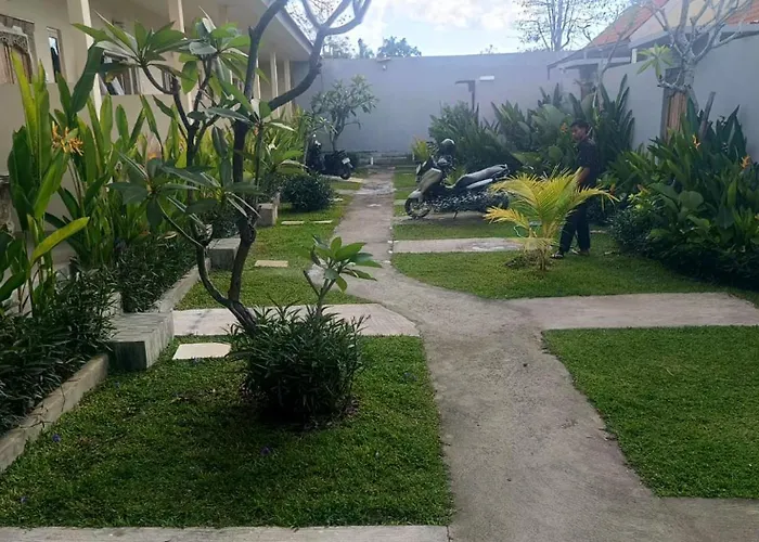 Made 02 Balangan, Homestay, Villas, & Warung Made02